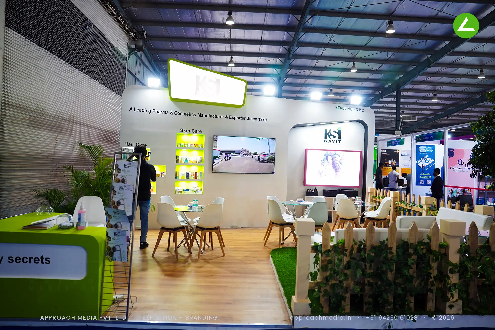 Kavit Cosmetics Stall — 36 sqm Exhibition Stall Design at Pharmatech Expo Gandhinagar — photo 4