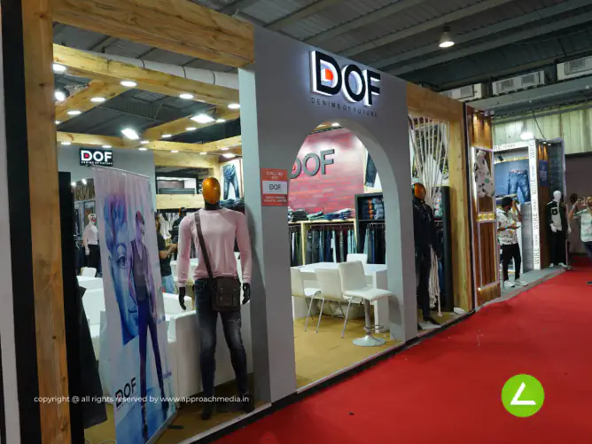 Plastic Crates Exhibition Stall Design at BNI Symposium Gandhinagar — 24 sqm 2 side open trade show booth for Boxppool LLP at BNI Symposium 2024, 2025