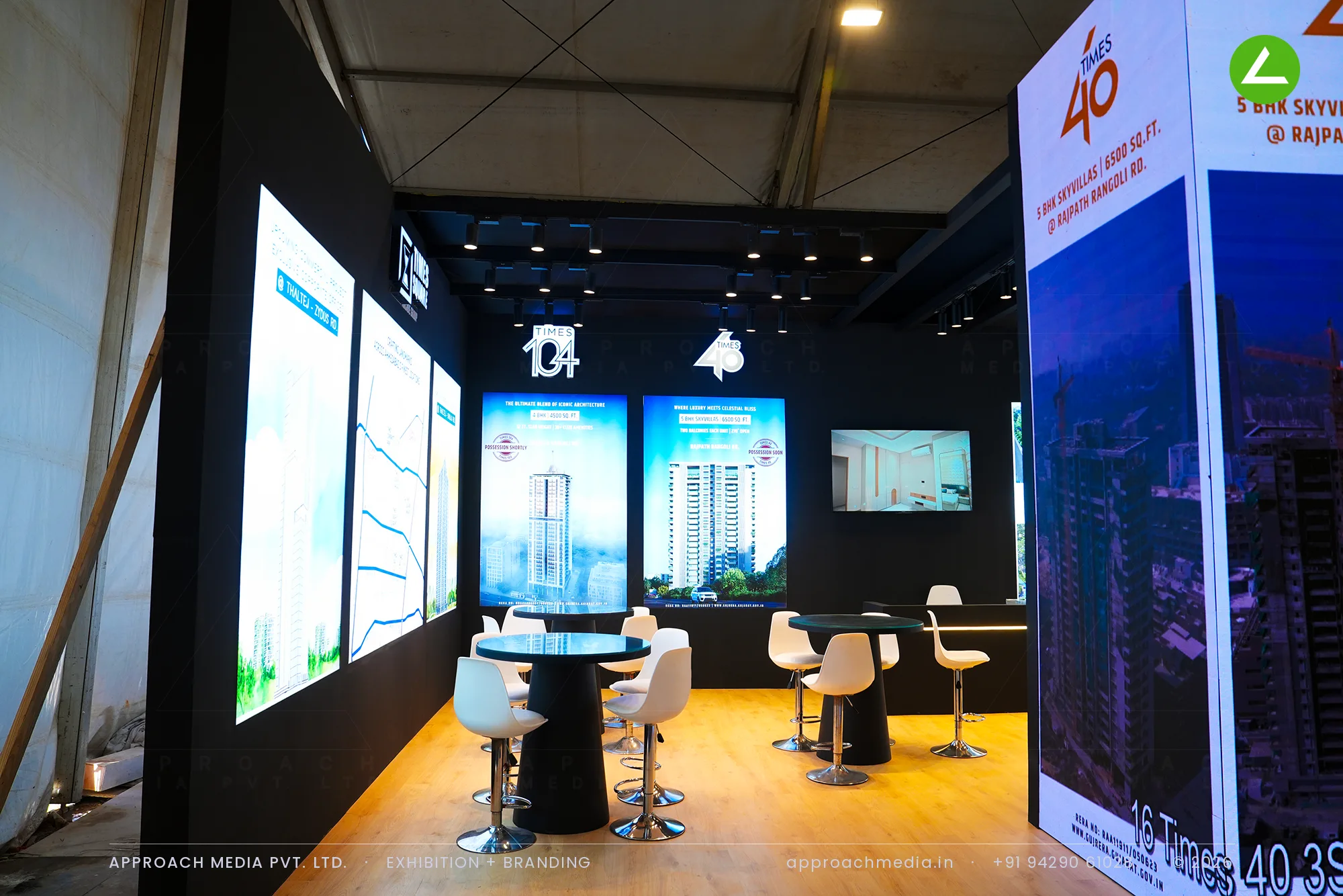 Times Square: Backlit Exhibition Stall Design at GIHED Property Show Ahmedabad — photo 4