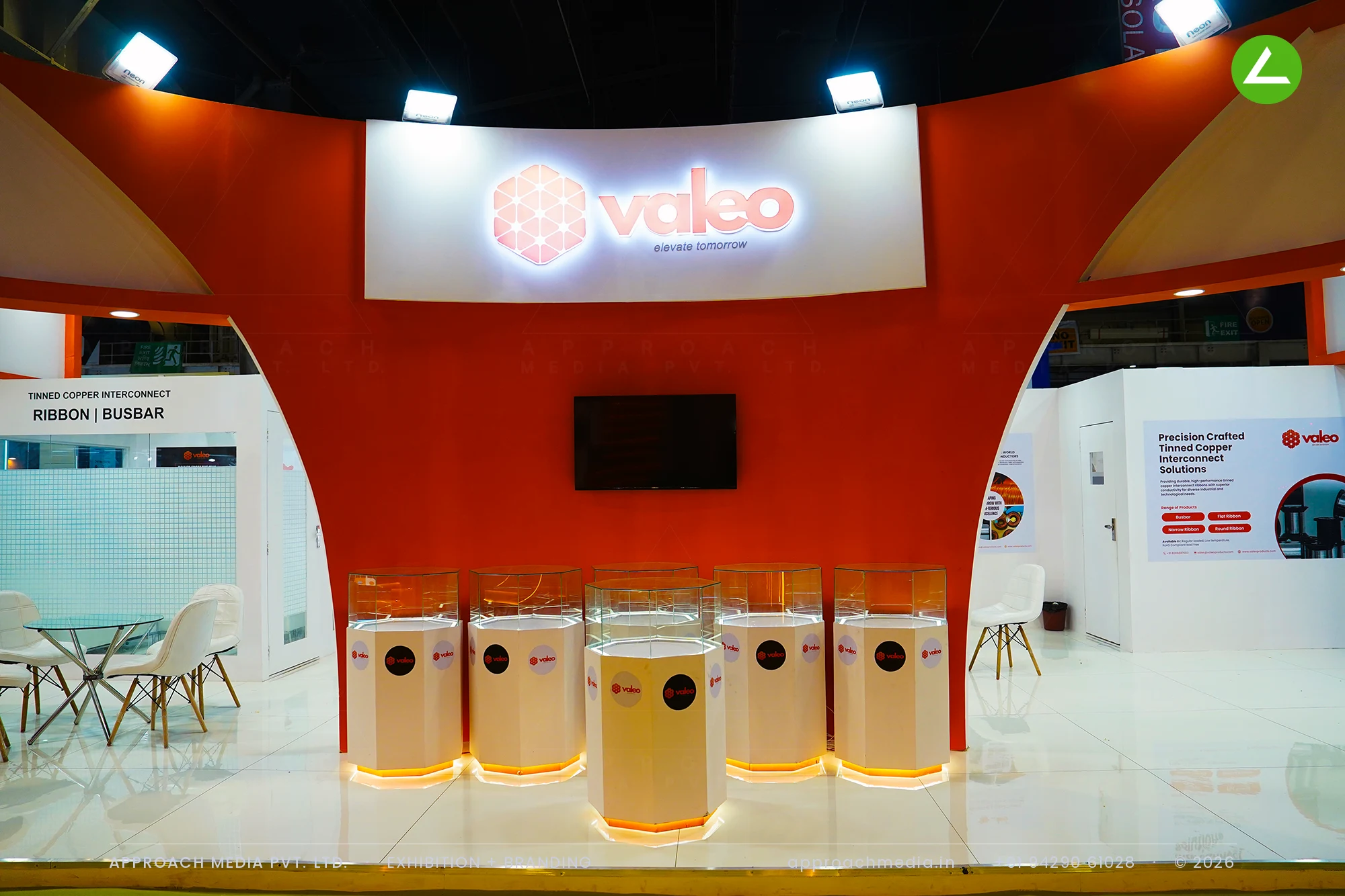 Valeo at REI Expo Greater Noida: 72 sqm exhibition stall design with lit product plinths — photo 4