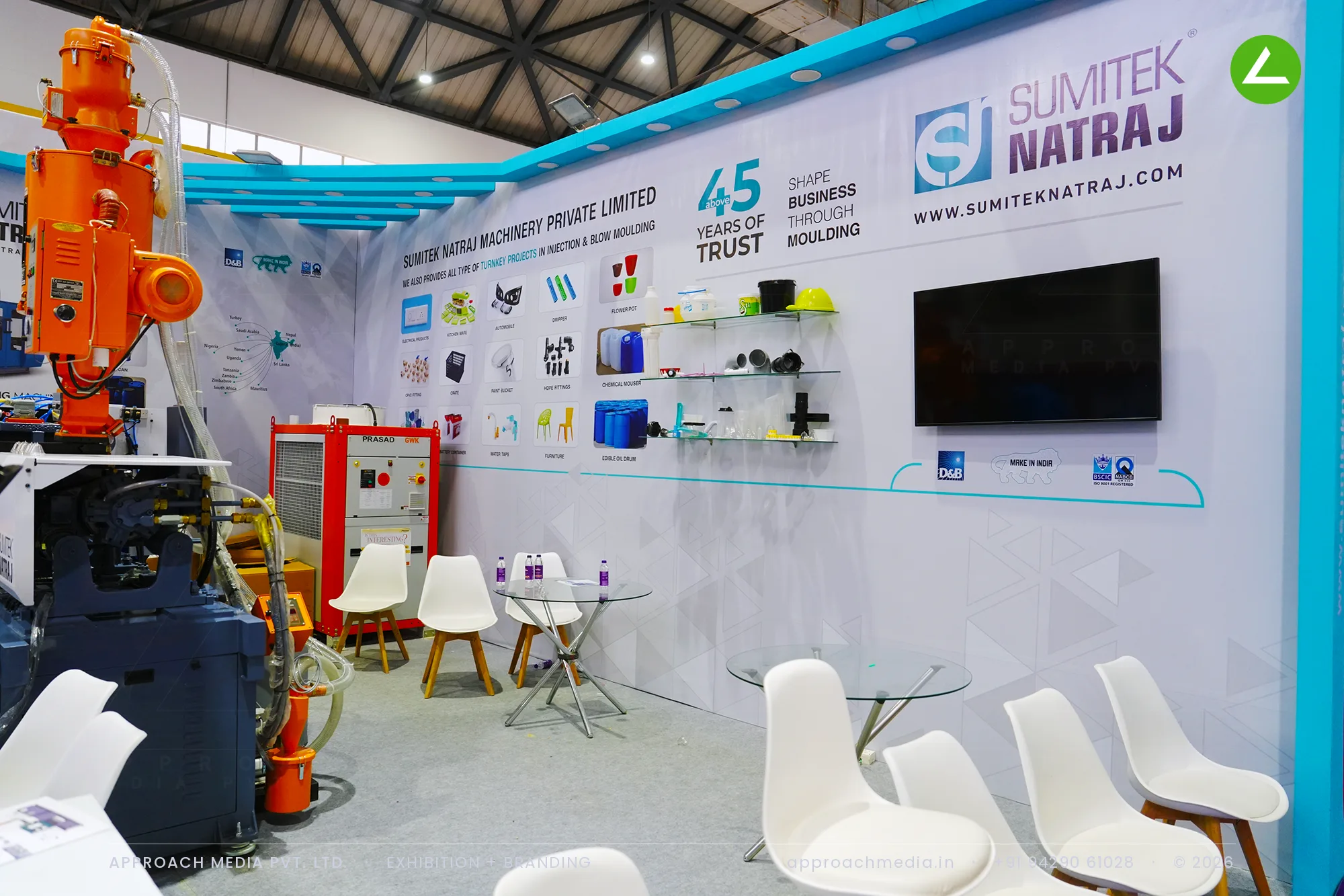 Sumitek Natraj: 32 sqm Exhibition Stall Design at Hiplex Hyderabad 2026 — photo 3