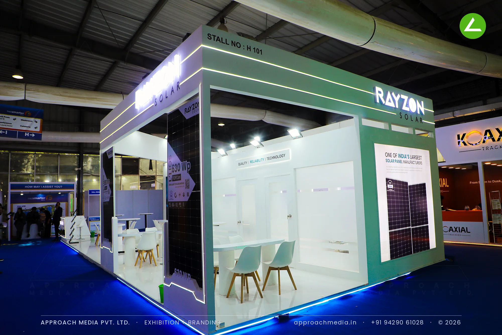 84 sqm island exhibition stall design at Intersolar India Gandhinagar for Rayzon Solar — photo 4