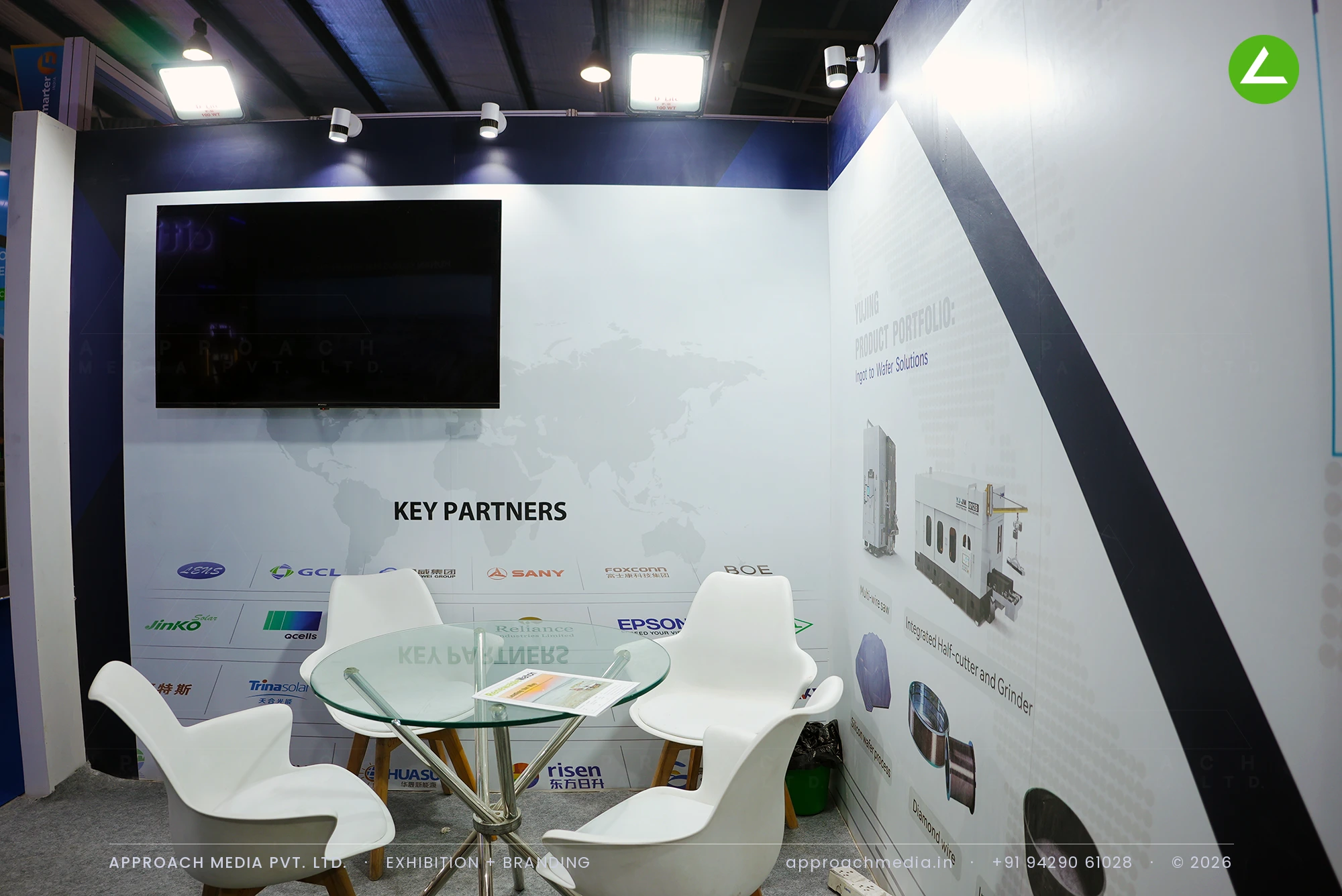 Wafer line specialist Yujing: exhibition stall design at Intersolar India Gandhinagar — photo 4