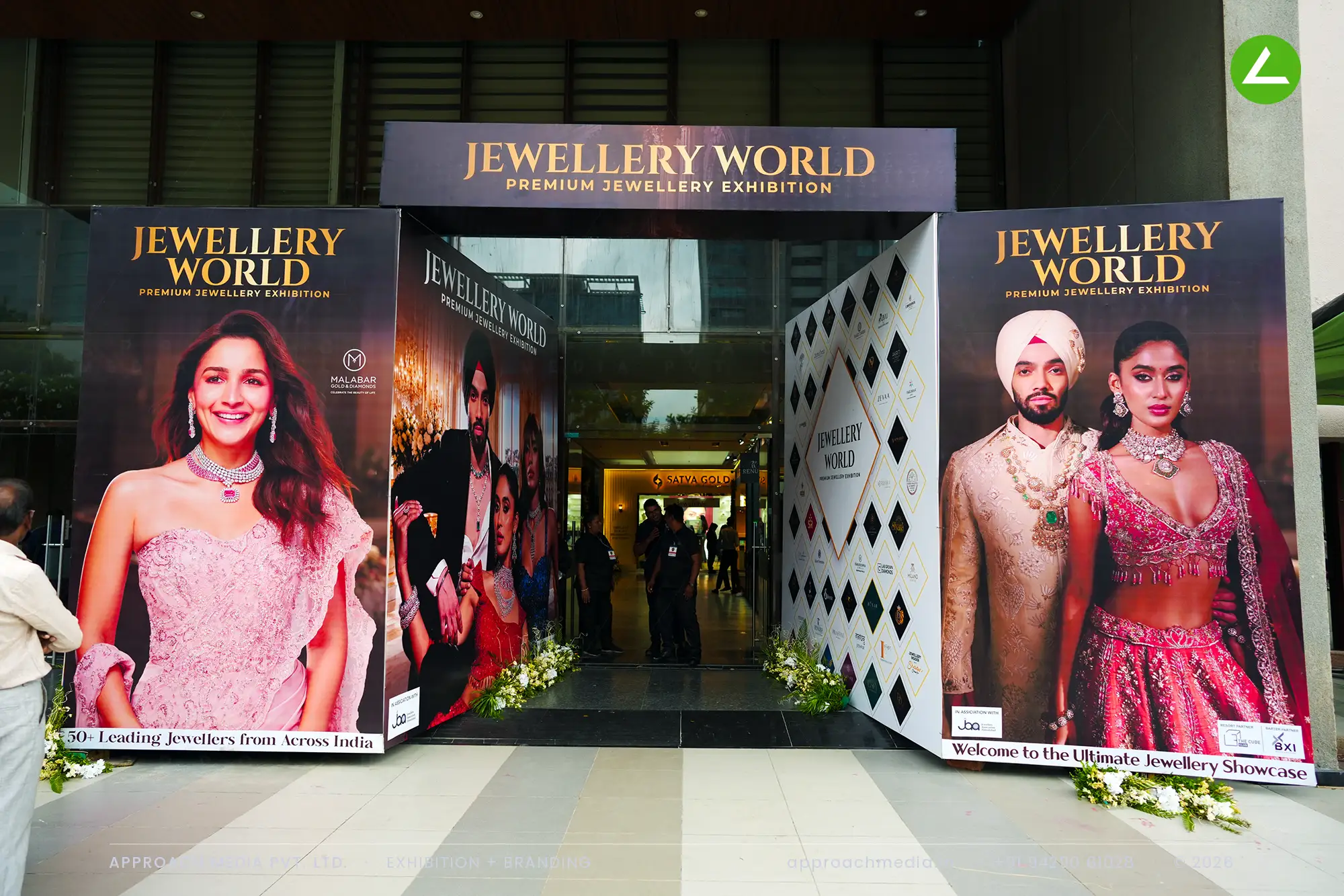 Satvagold: 42 sqm Exhibition Stall Design at Jewellery World Expo Ahmedabad 2026 — photo 2